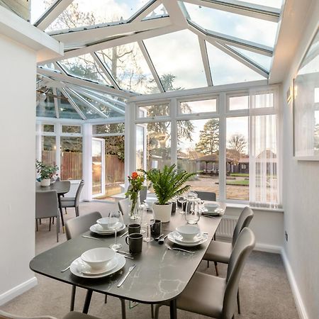 Robinswood House - A Beautiful Family Home Near The Cotswold Gloucester Eksteriør billede