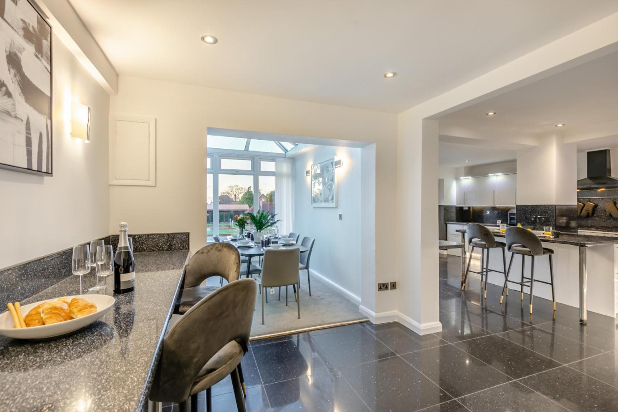 Robinswood House - A Beautiful Family Home Near The Cotswold Gloucester Eksteriør billede