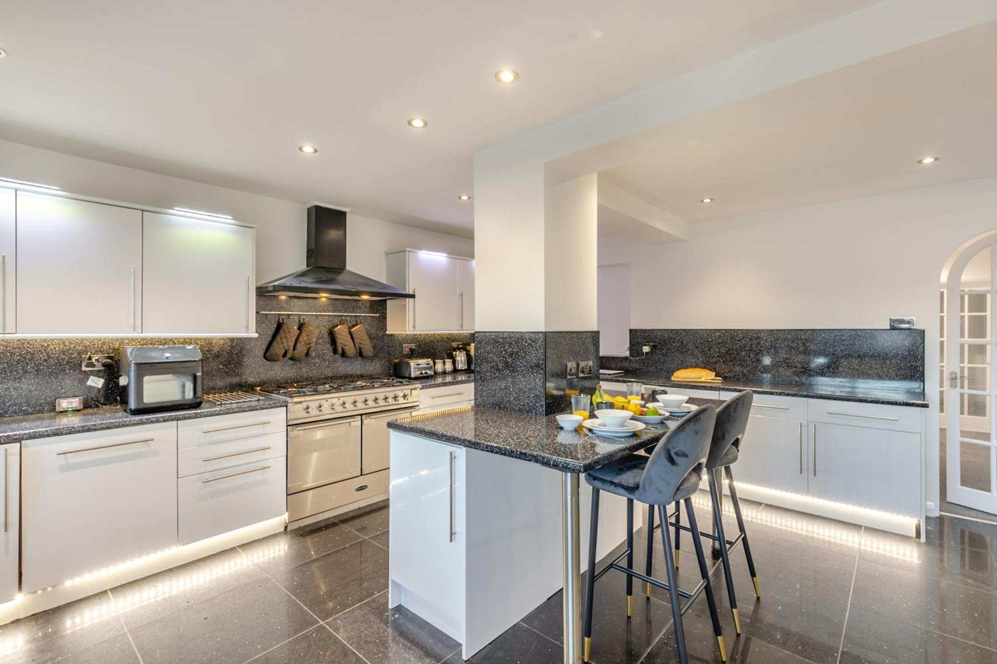 Robinswood House - A Beautiful Family Home Near The Cotswold Gloucester Eksteriør billede